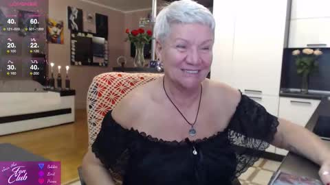 Snapshot of roxana_brooks chatting on 9, 10, 2025 Roxana online show from 9, 10, 2025
