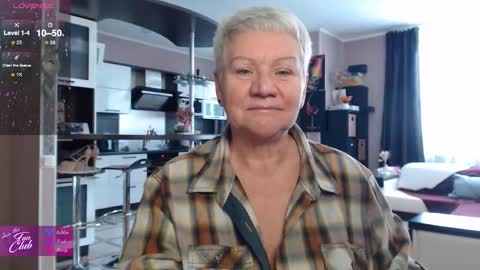 Snapshot of roxana_brooks chatting on 5, 2, 2026 Roxana online show from 5, 2, 2026