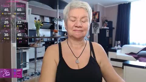 Snapshot of roxana_brooks chatting on 11, 3, 2026 Roxana online show from 11, 3, 2026