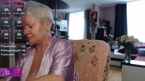 Snapshot of roxana_brooks chatting on 16, 3, 2026 Roxana online show from 16, 3, 2026