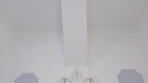 Snapshot of roxana_scott1 chatting on 6, 4, 2026 roxana_scott1 online show from 6, 4, 2026