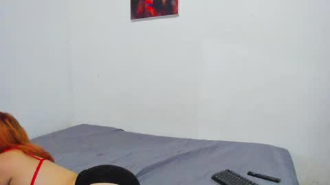 Snapshot of roxanajames__ chatting on 8, 4, 2026 roxy online show from 8, 4, 2026