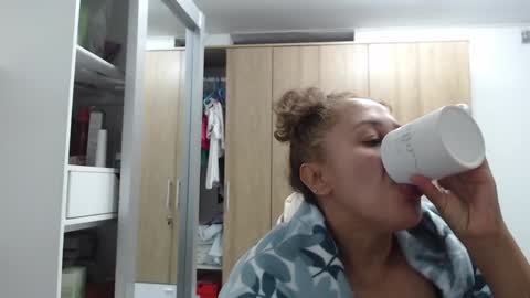 Snapshot of roxanalove7 chatting on 24, 12, 2024 Roxana online show from 24, 12, 2024