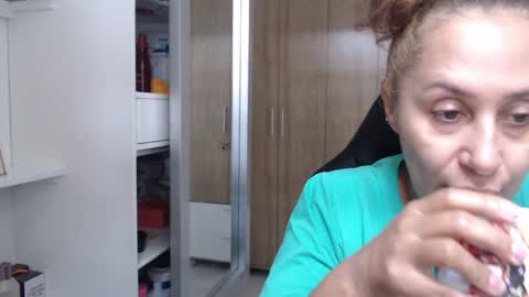 Snapshot of roxanalove7 chatting on 2, 1, 2025 Roxana online show from 2, 1, 2025