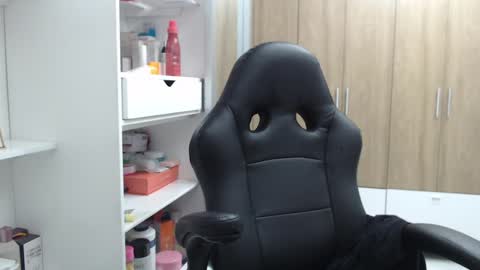 Snapshot of roxanalove7 chatting on 2, 1, 2025 Roxana online show from 2, 1, 2025