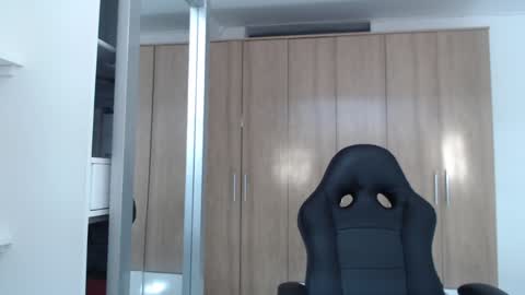 Snapshot of roxanalove7 chatting on 10, 1, 2025 Roxana online show from 10, 1, 2025