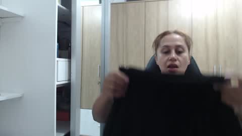 Snapshot of roxanalove7 chatting on 15, 1, 2025 Roxana online show from 15, 1, 2025