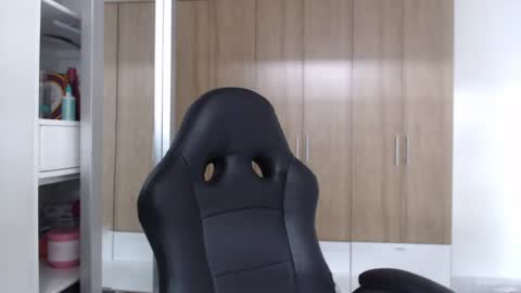 Snapshot of roxanalove7 chatting on 2, 2, 2025 Roxana online show from 2, 2, 2025