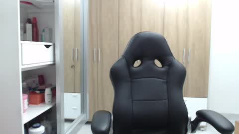 Snapshot of roxanalove7 chatting on 7, 2, 2025 Roxana online show from 7, 2, 2025