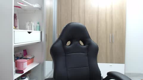 Snapshot of roxanalove7 chatting on 11, 2, 2025 Roxana online show from 11, 2, 2025