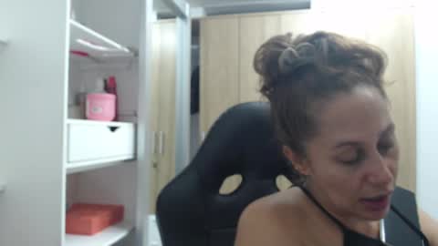 Snapshot of roxanalove7 chatting on 21, 2, 2025 Roxana online show from 21, 2, 2025