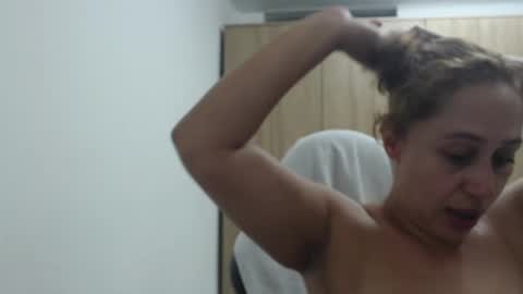 Snapshot of roxanalove7 chatting on 23, 9, 2025 Roxana online show from 23, 9, 2025