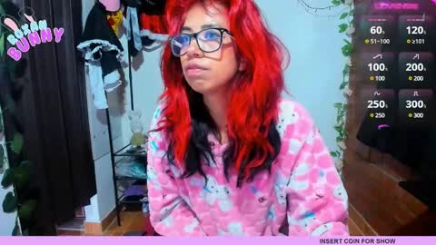 Snapshot of roxanbunny chatting on 17, 12, 2024 roxxy online show from 17, 12, 2024