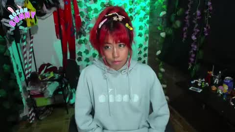 Snapshot of roxanbunny chatting on 23, 2, 2025 roxxy online show from 23, 2, 2025