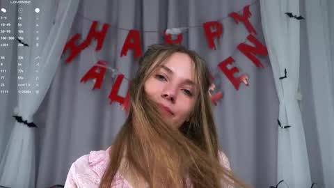 Snapshot of roxannastoo chatting on 30, 10, 2025 roxannastoo online show from 30, 10, 2025