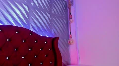 roxanne_han online show from 2, 6, 2026