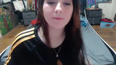 Snapshot of roxanneroulette chatting on 1, 2, 2025 Silver online show from 1, 2, 2025