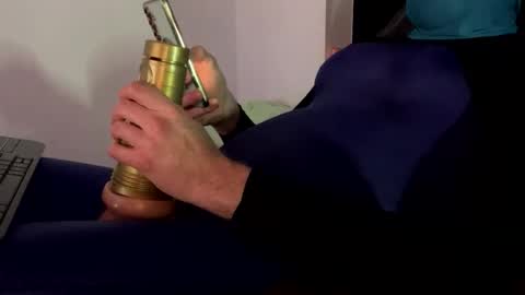 Snapshot of roxi6969 chatting on 5, 11, 2025 Power play online show from 5, 11, 2025