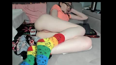 roxihazeleyes online show from 31, 1, 2025