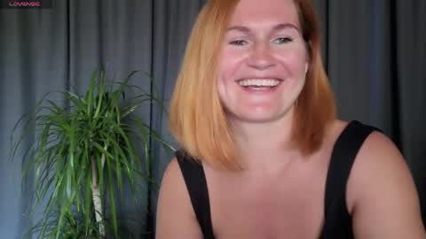 Snapshot of roxxxco chatting on 28, 5, 2026 Tatyana online show from 28, 5, 2026
