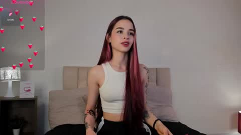 Snapshot of roxxy_mora chatting on 17, 2, 2025 Roxxy online show from 17, 2, 2025