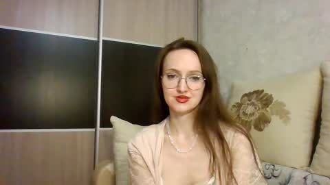 Roxxy Wharton online show from 1, 3, 2025