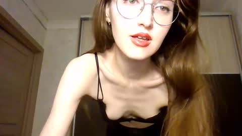 Roxxy Wharton online show from 21, 11, 2025