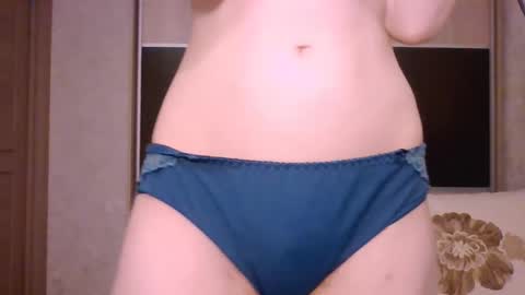 Snapshot of roxxywharton chatting on 15, 3, 2026 Roxxy Wharton online show from 15, 3, 2026