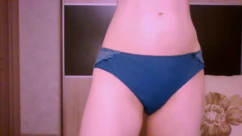 Snapshot of roxxywharton chatting on 17, 5, 2026 Roxxy Wharton online show from 17, 5, 2026