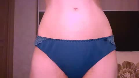 Snapshot of roxxywharton chatting on 12, 7, 2026 Roxxy Wharton online show from 12, 7, 2026