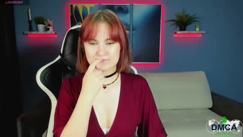 Snapshot of roxy_foxi chatting on 19, 9, 2025 Roxy fiery online show from 19, 9, 2025