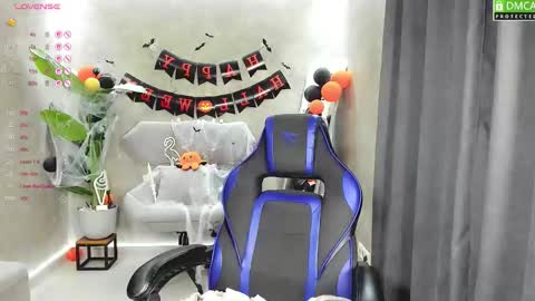 Snapshot of roxy_foxi chatting on 7, 11, 2025 Roxy fiery online show from 7, 11, 2025