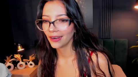 Roxy hell online show from 9, 3, 2025