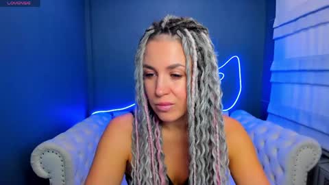 Snapshot of roxy_mars chatting on 18, 4, 2026 Roxy online show from 18, 4, 2026