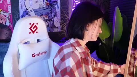 roxy_riot_ online show from 21, 2, 2025