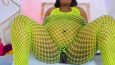 roxy_sexy69 online show from 27, 7, 2026