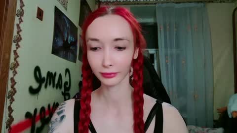 Snapshot of roxy_silver chatting on 6, 5, 2026 Roxy online show from 6, 5, 2026