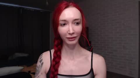 Snapshot of roxy_silver chatting on 18, 6, 2026 Roxy online show from 18, 6, 2026