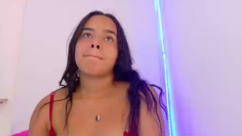 Snapshot of roxy_stone1 chatting on 24, 10, 2025 roxy_stone1 online show from 24, 10, 2025