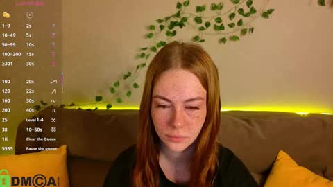 Snapshot of roxy_sunny chatting on 29, 10, 2025 Roxy GMT2 Mon 10 AM - 4 PMTue 10 AM - 4 PM Wed 10 AM - 4 PM Sat 10 AM - 4 PM Sun 10 AM - 4 PM. online show from 29, 10, 2025