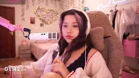 Snapshot of roxysuh chatting on 21, 6, 2026 roxysuh online show from 21, 6, 2026