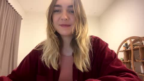 Snapshot of roxysweetdream chatting on 13, 3, 2026 Roxy online show from 13, 3, 2026