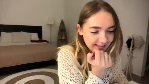 Snapshot of roxysweetdream chatting on 21, 3, 2026 Roxy online show from 21, 3, 2026