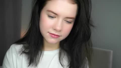 roxyvolmer online show from 16, 3, 2026