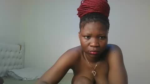 Snapshot of royal_goddes chatting on 6, 1, 2026 goddes online show from 6, 1, 2026