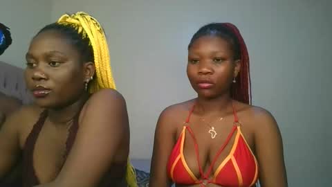 Snapshot of royal_goddes chatting on 12, 1, 2026 goddes online show from 12, 1, 2026