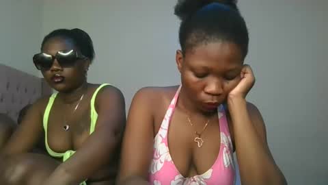 Snapshot of royal_goddes chatting on 2, 2, 2026 goddes online show from 2, 2, 2026