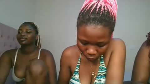 Snapshot of royal_goddes chatting on 7, 3, 2026 goddes online show from 7, 3, 2026