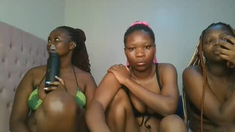 Snapshot of royal_goddes chatting on 14, 3, 2026 goddes online show from 14, 3, 2026