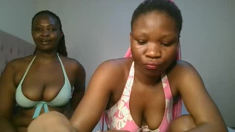 Snapshot of royal_goddes chatting on 24, 3, 2026 goddes online show from 24, 3, 2026